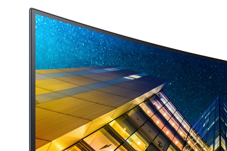 Monitor LED Samsung U32R590CWPX 31,5 3840x2160 px VA do biura OUTLET 108